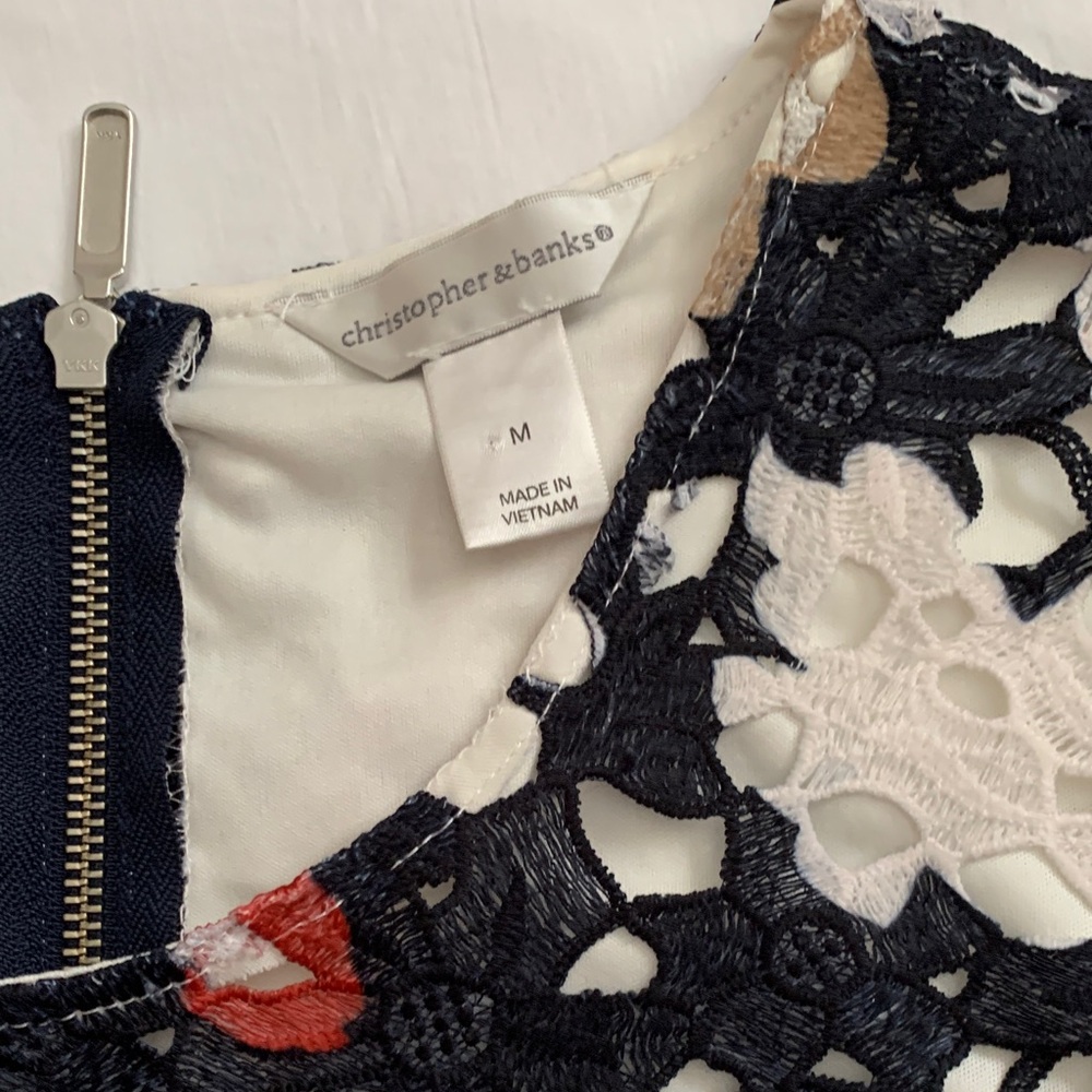 Christopher & Banks Floral Lace Top with Liner | Navy Red White | Medium - Picture 4 of 11